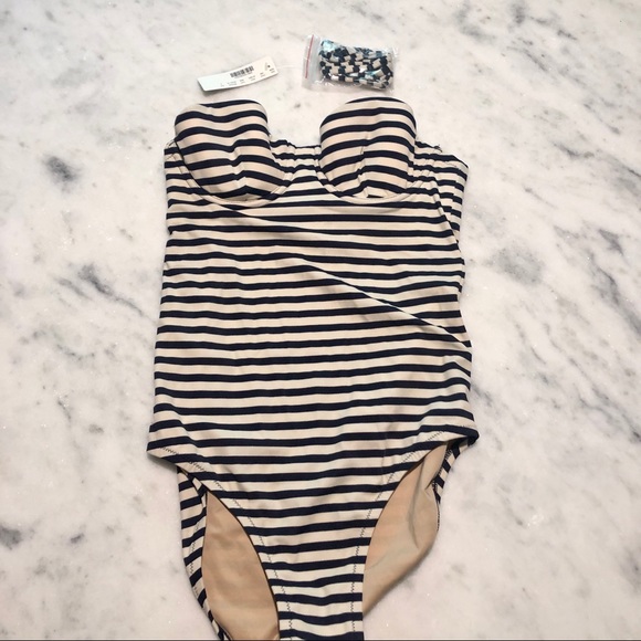 NWT Navy and white sailor one-piece underwire swim - Picture 2 of 7